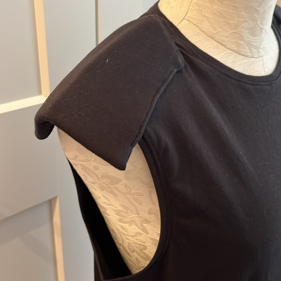 NWT Tibi Shoulder Pad Sleeveless T-shirt Top Muscle Tank size M - Picture 2 of 6